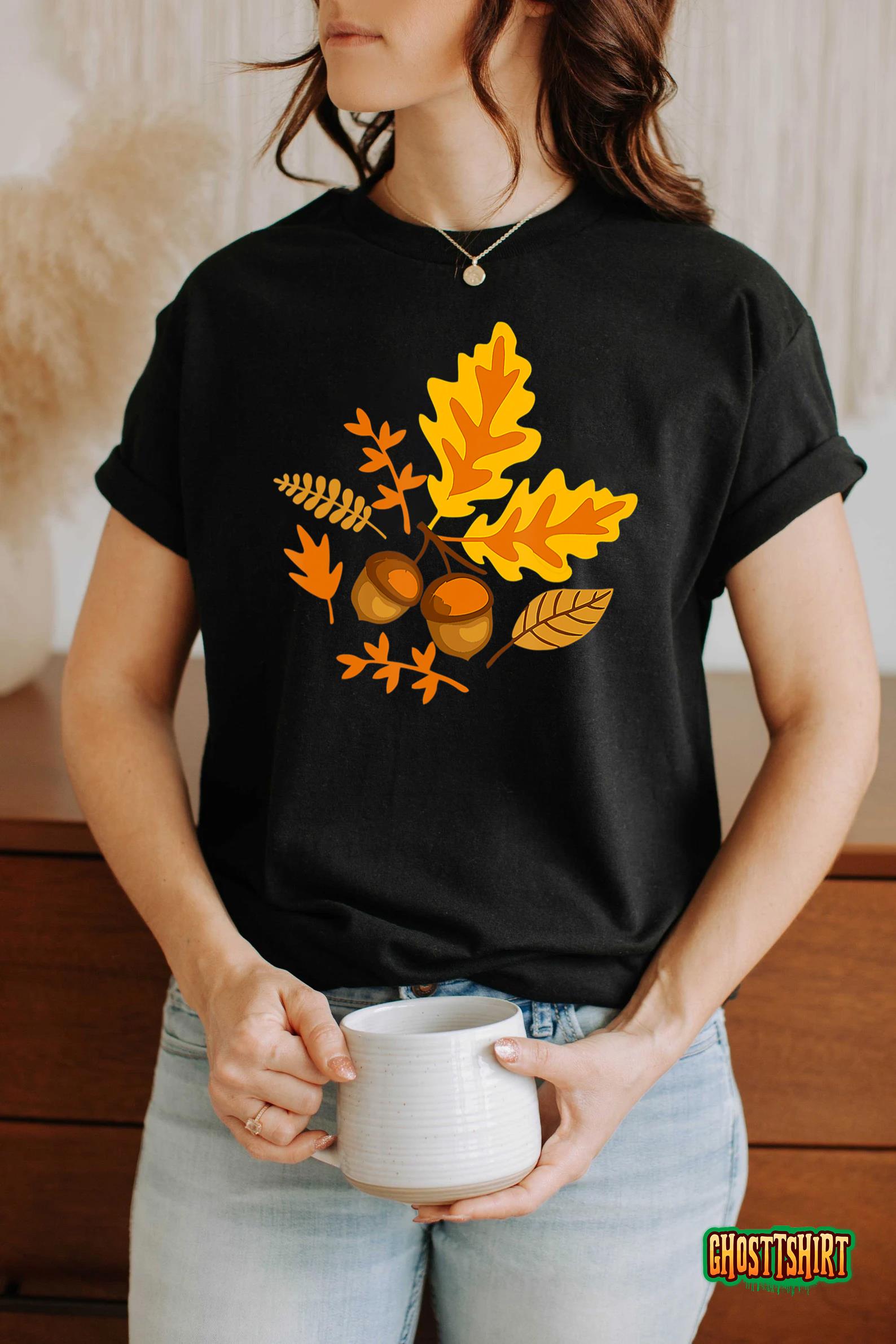 Autumn Leaves and Acorns Fall for Women Thanksgiving Cute T-Shirt