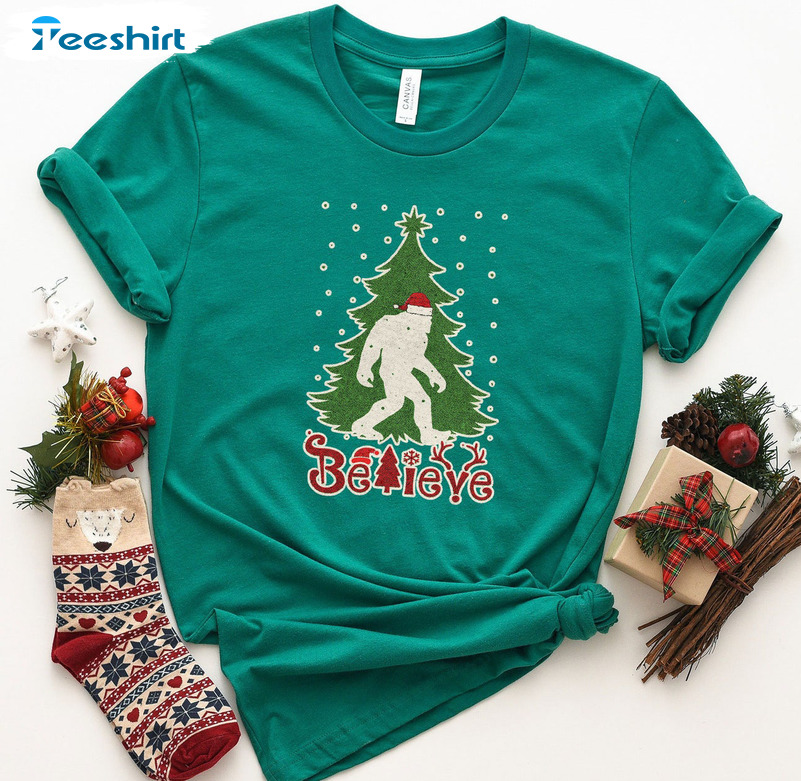 Believe Bigfoot Christmas Shirt, Christmas Tree Unisex Hoodie Crewneck