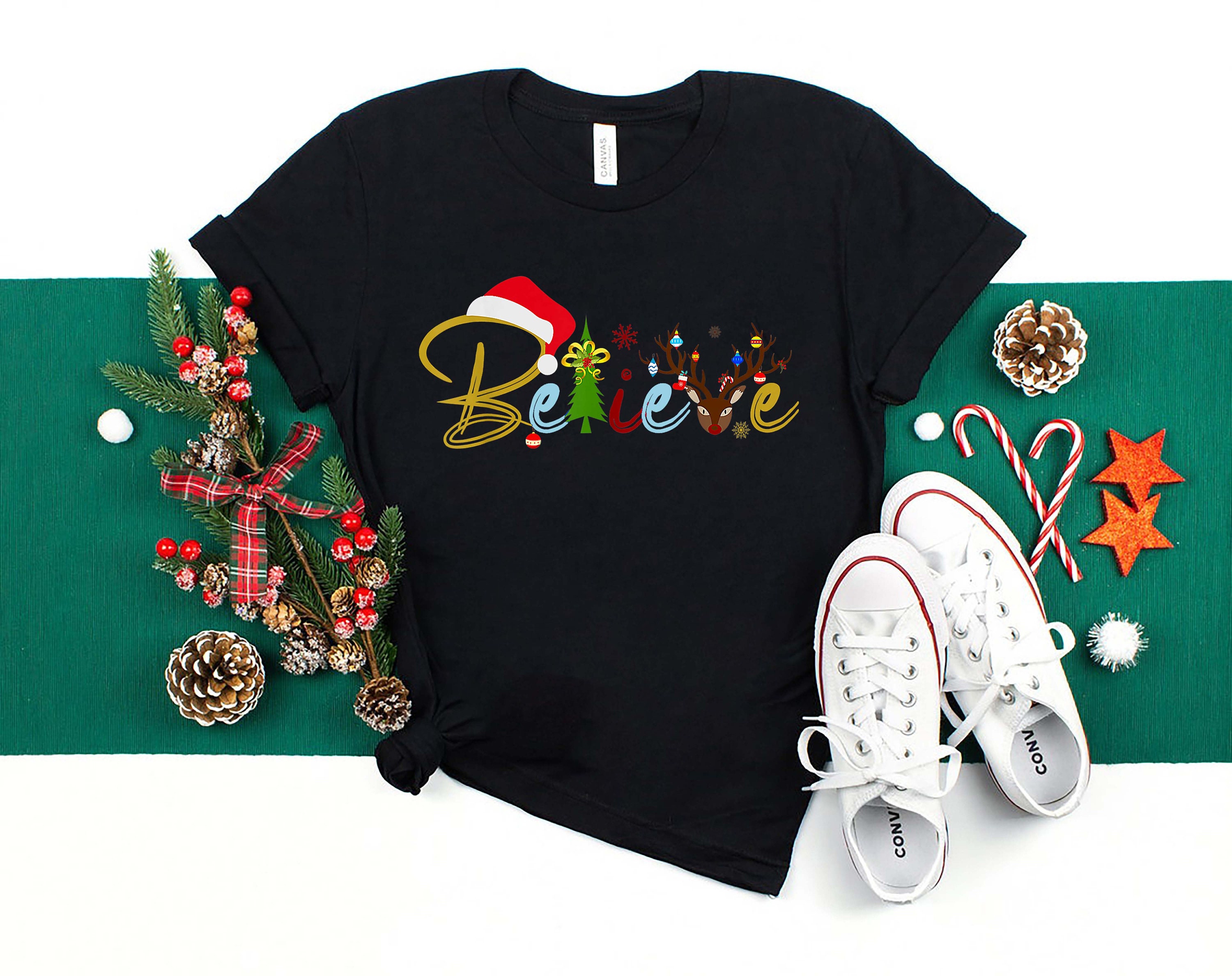 Believe Christmas Tree Cute Santa Hat T-Shirt