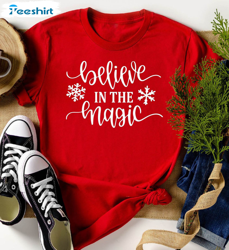 Believe In The Magic Shirt, Christmas Snowflake Short Sleeve Hoodie