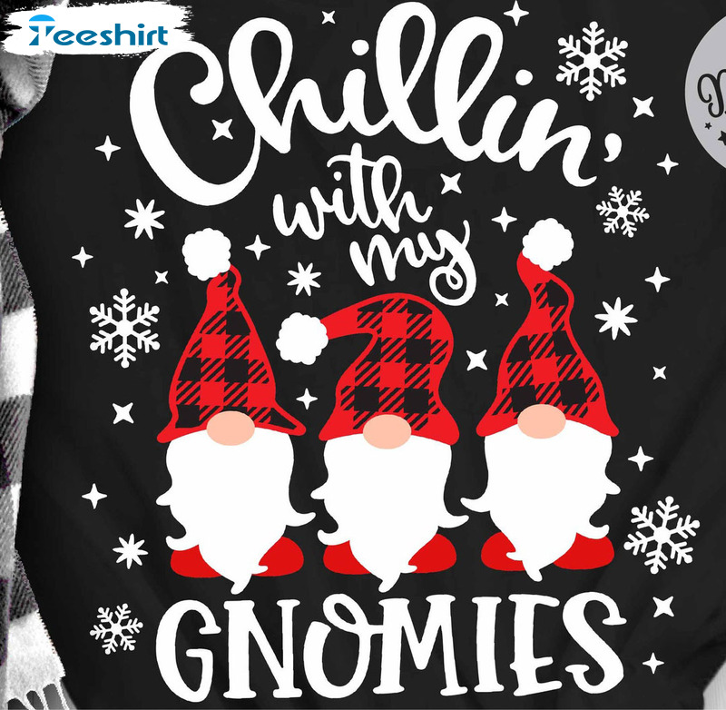 Chillin With My Gnomies Shirt – Plaid Pattern Hat Gnome Christmas Short Sleeve Sweater