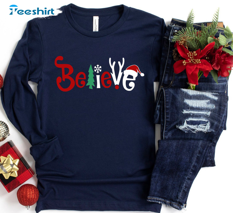 Christmas Believe Shirt – Christmas Santa Hat Short Sleeve Sweatshirt