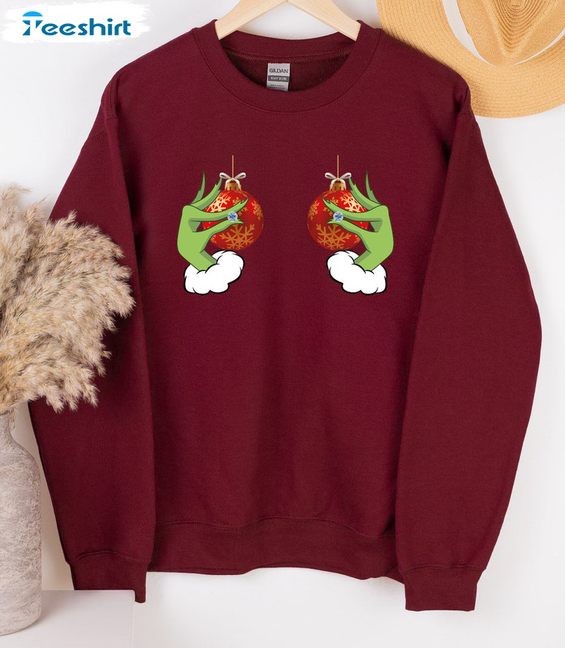 Christmas Boobies Shirt – Christmas Wreath Crewneck Sweatshirt