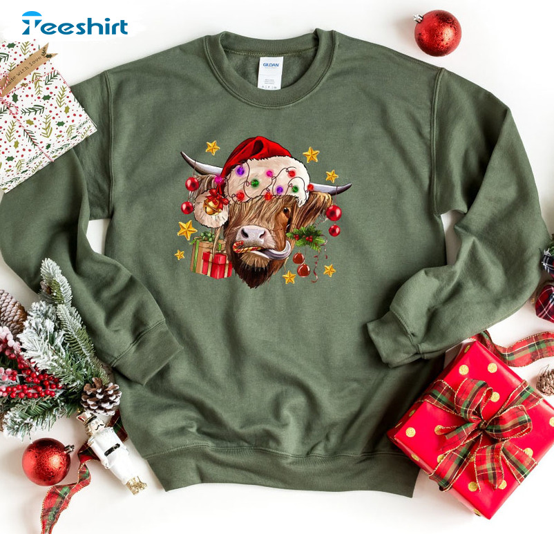 Christmas Cow Shirt – Highland Cow Farm Unisex Hoodie Crewneck