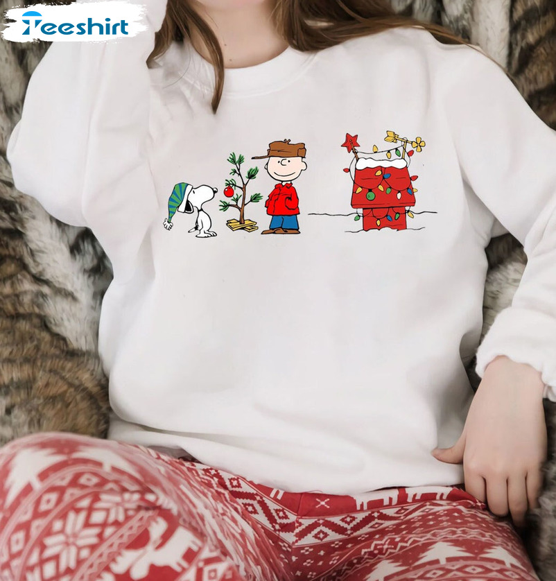 Christmas Peanuts Sweatshirt – Snoopy Christmas Unisex Hoodie Long Sleeve