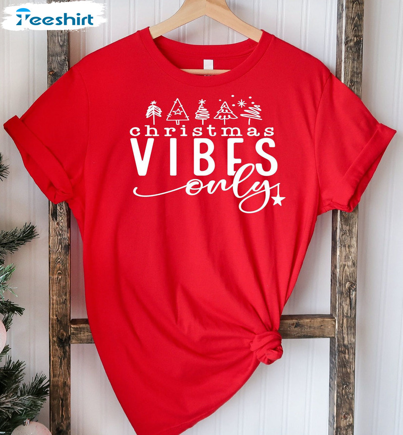 Christmas Vibes Only Shirt – Funny Christmas Matching Short Sleeve Tee Tops For Family