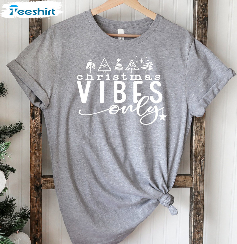 Christmas Vibes Only Shirt – Funny Christmas Matching Short Sleeve Tee Tops For Family