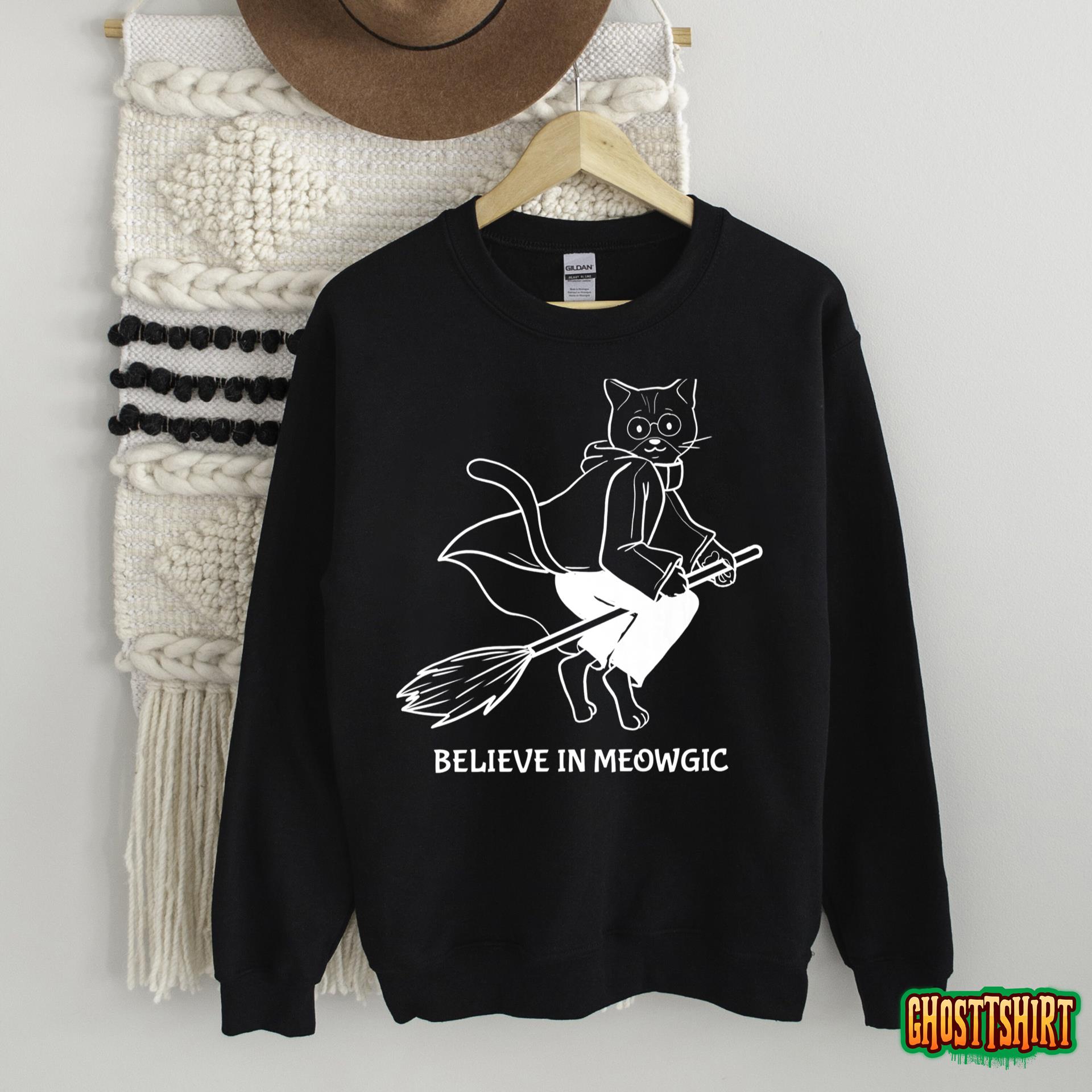 Funny Halloween Cat Magic T-Shirt