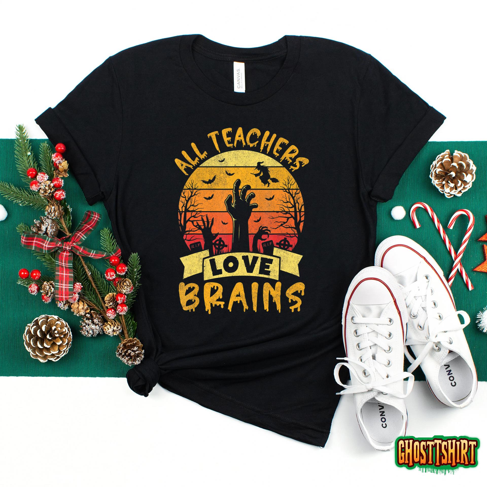 Funny Halloween Teacher Zoombies All Teachers Love Brains T-Shirt