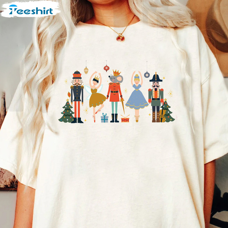 Funny Nutcracker Christmas Shirt – Christmas Vintage Retro Long Sleeve Tee Tops