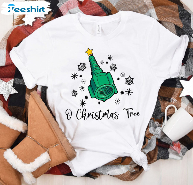 Funny Respiratory Therapist Christmas Shirt, Christmas Nurse Unisex Hoodie Sweater