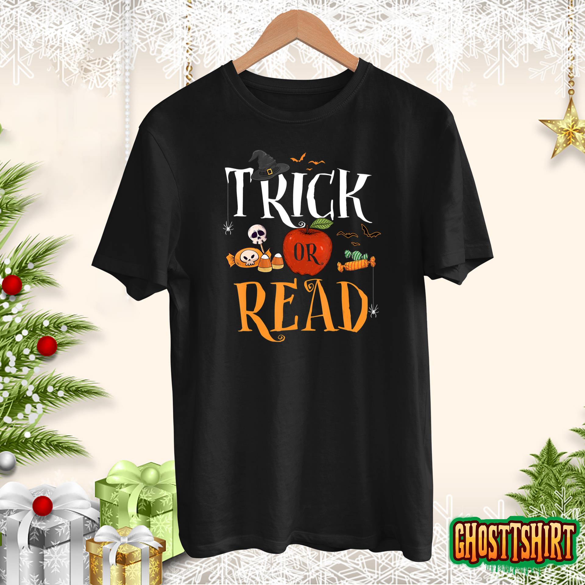 Funny Tricks Or Read Librarian Halloween Costume Book Lover T-Shirt