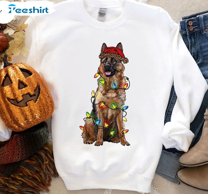 German Shepherd Christmas Shirt – Christmas Dog Mom Unisex T-shirt Tee Tops