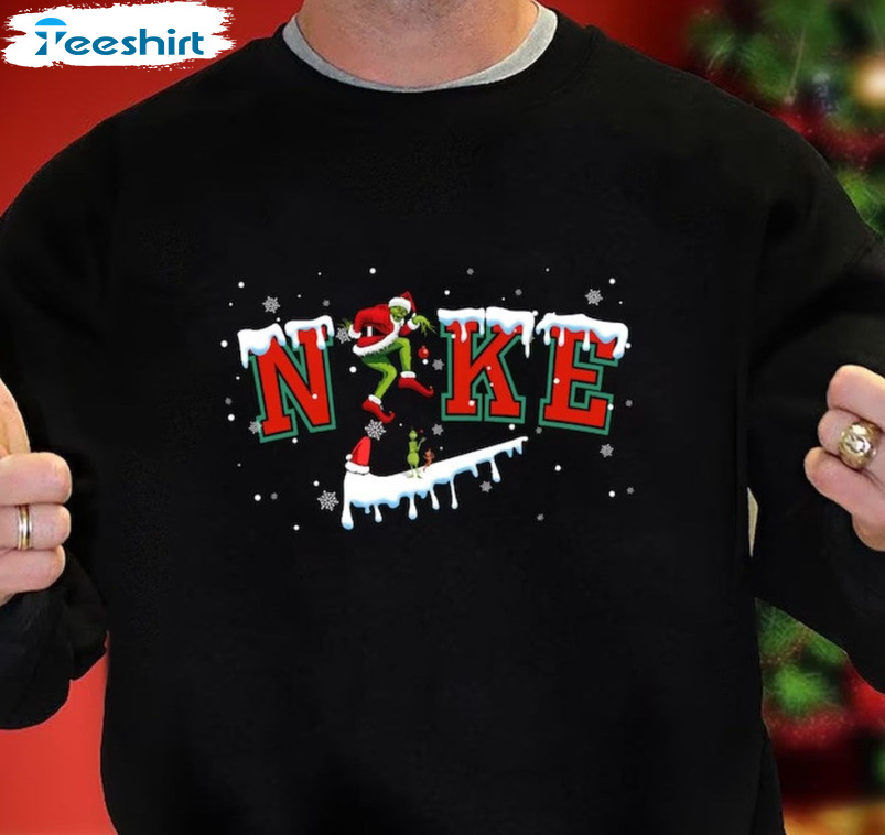 Grinch Christmas Snow Sweatshirt, Cute Nike Grinch Long Sleeve Unisex Hoodie