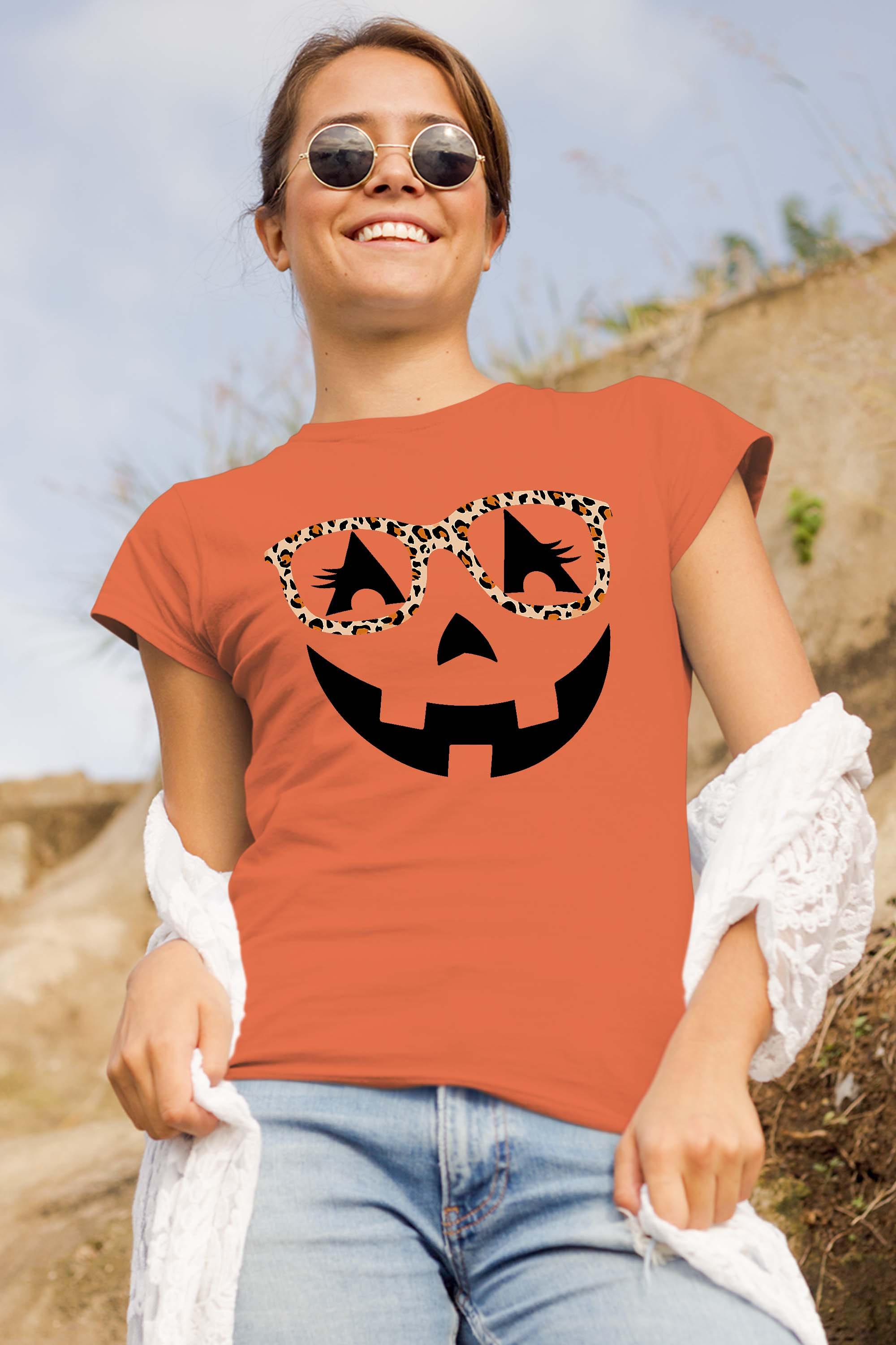 Jack O Lantern With Glasses Shirt Teacher Halloween Leopard T-Shirt