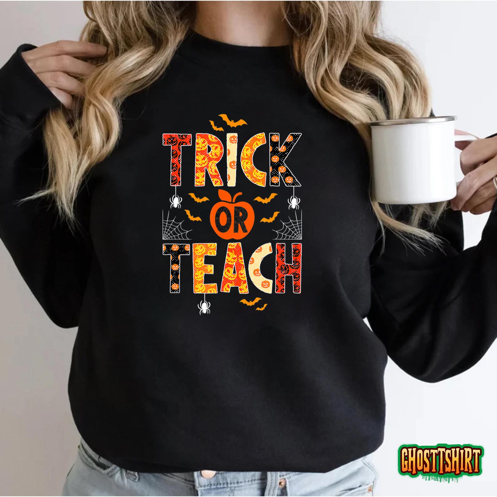 Men Women Trick Or Teach Cute Halloween Teacher 2022 T-Shirt