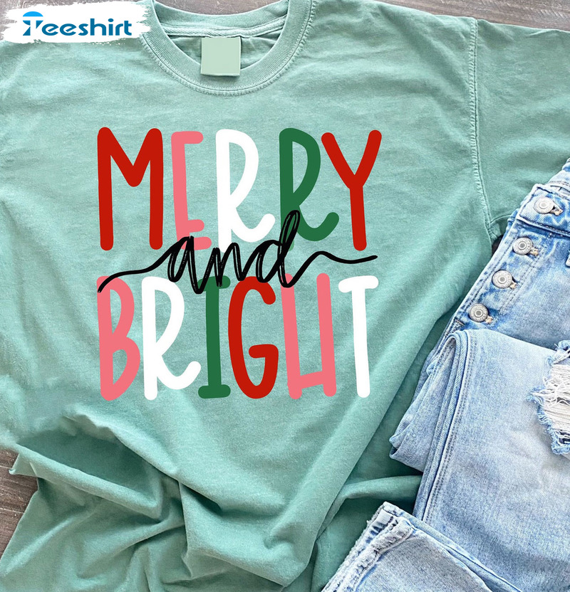 Merry And Bright Christmas Shirt – Vintage Christmas Design Long Sleeve Tank Top