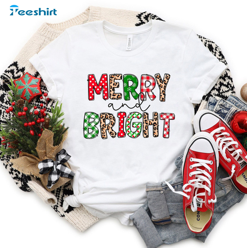 Merry And Bright Shirt – Christmas Leopard Buffalo Plaid Unisex Hoodie Sweatshirt