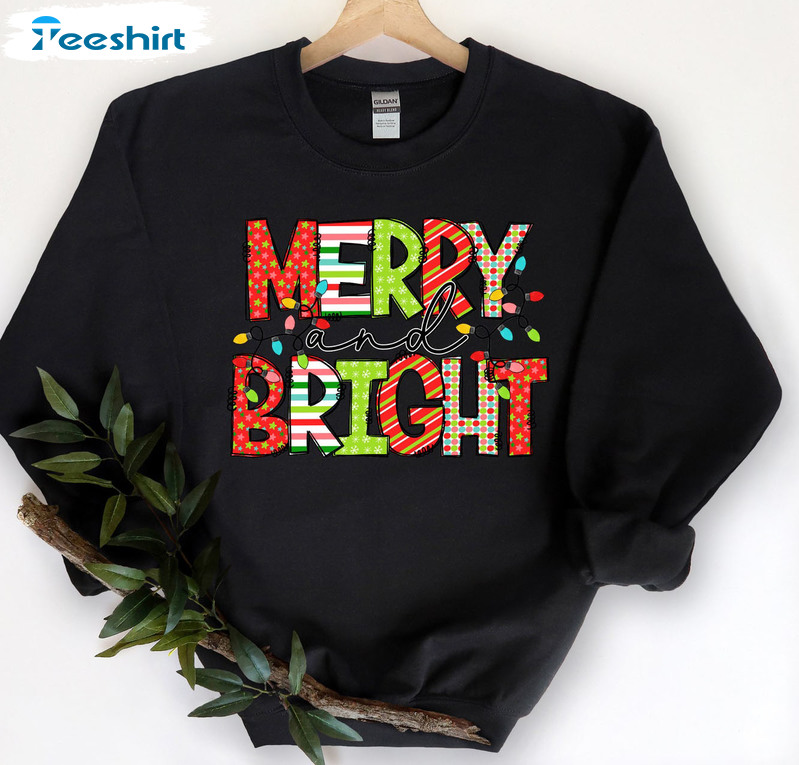 Merry And Bright Sweatshirt, Christmas Lights Unisex Hoodie Long Sleeve