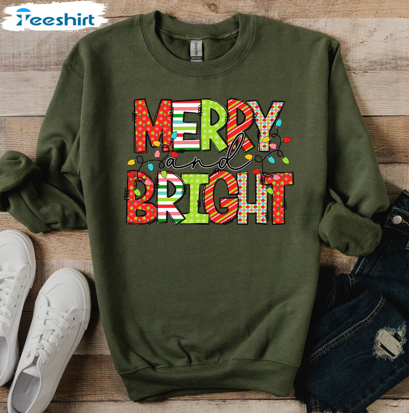 Merry And Bright Sweatshirt, Christmas Lights Unisex Hoodie Long Sleeve