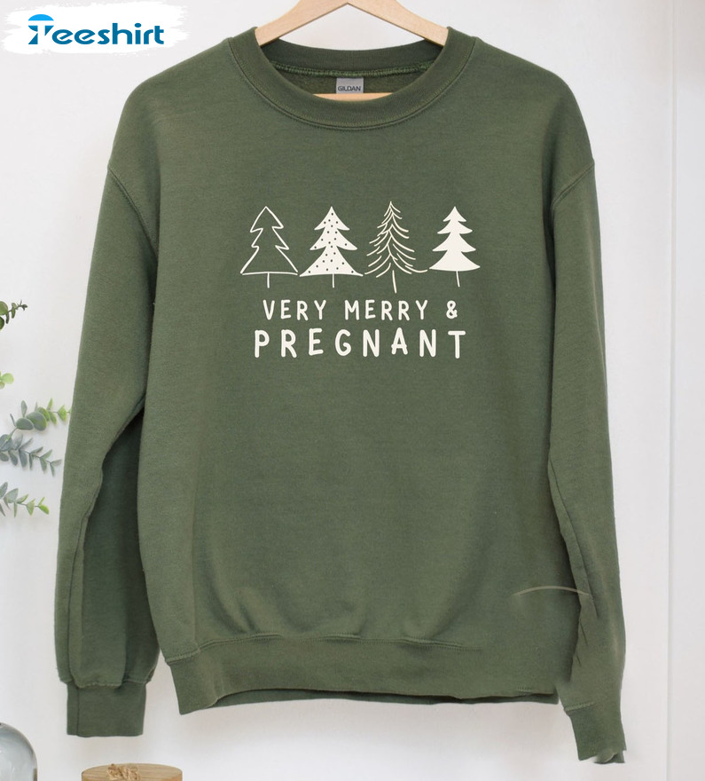 Merry And Pregnant Shirt – Christmas Winter Short Sleeve Unisex T-shirt