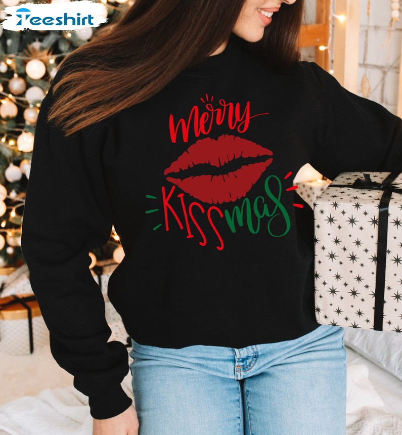 Merry Kissmas Sweatshirt, Couple Christmas Crewneck Unisex Hoodie