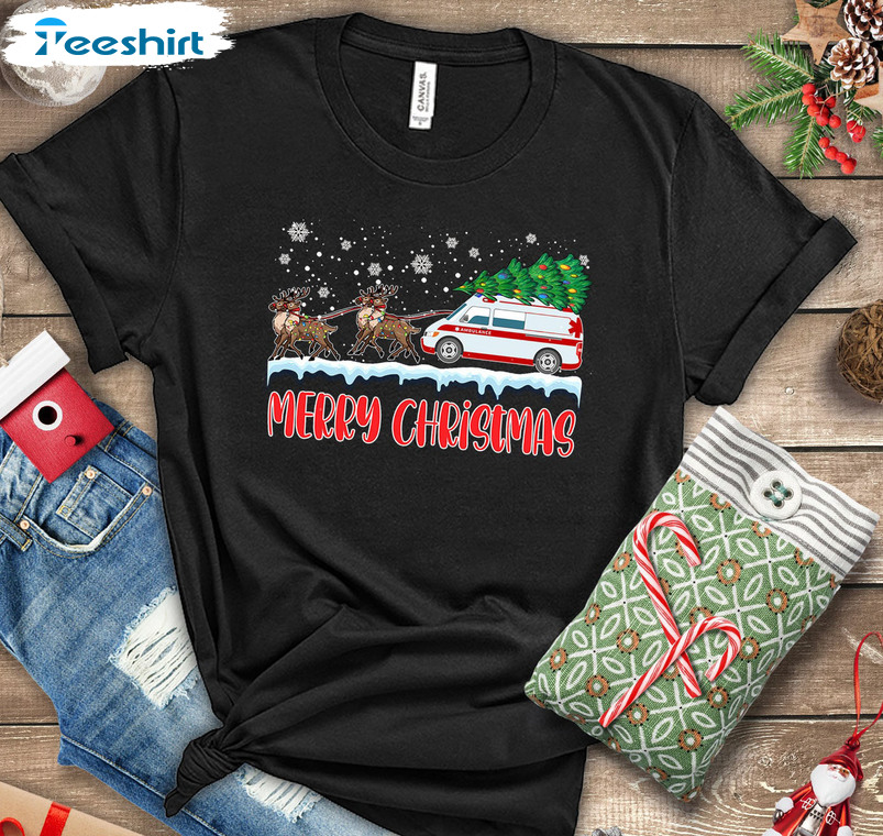 Merrym Christmas Reindeer Sleigh Ambulance Shirt, Paramedic Christmas Tee Tops Short Sleeve