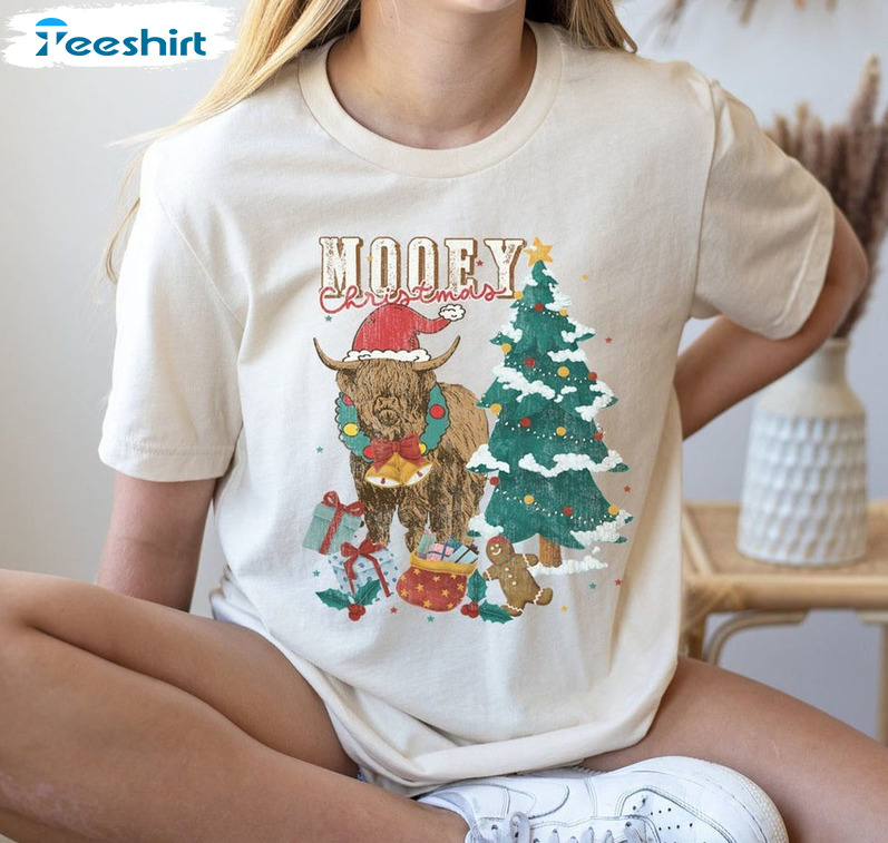 Mooey Christmas Shirt – Farm Life Short Sleeve Unisex T-shirt