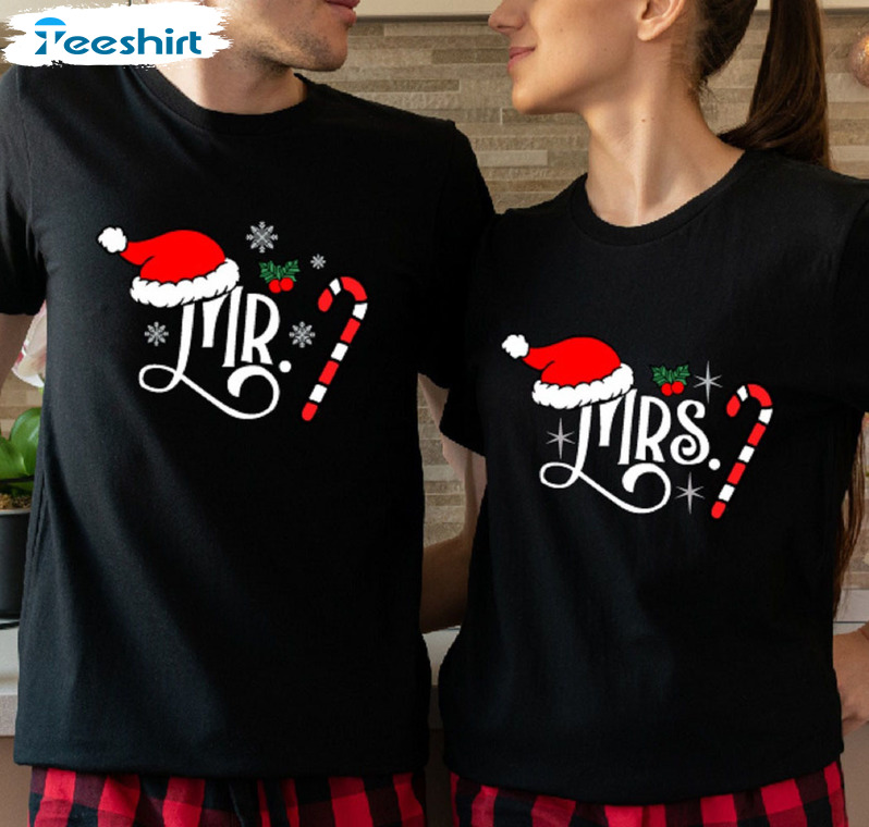 Mr And Mrs Christmas 2022 Shirt – Matching Unisex T-shirt Sweatshirt