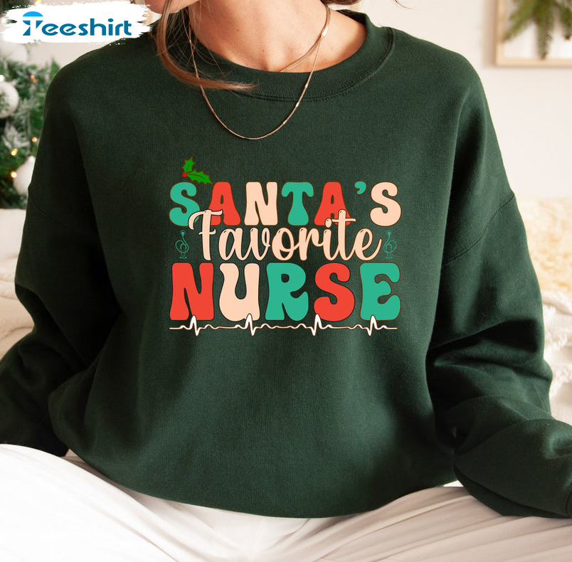 Nurse Christmas Sweatshirt – Christmas Nurse Life Unisex Hoodie Short Sleeve