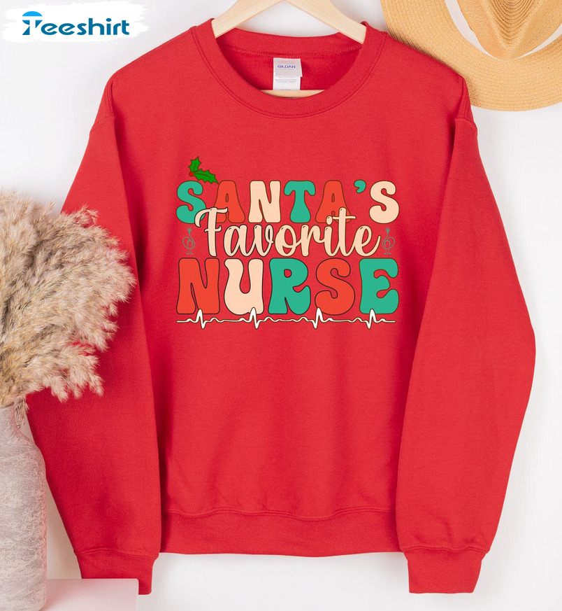 Nurse Christmas Sweatshirt – Christmas Nurse Life Unisex Hoodie Short Sleeve