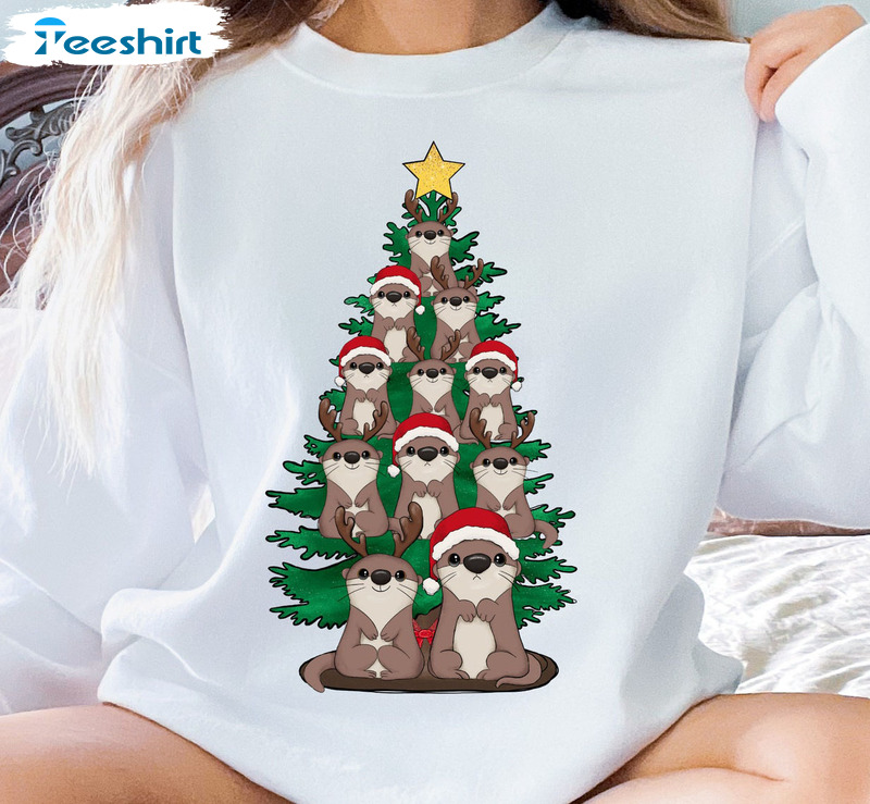 Otter Christmas Tree Shirt, Cute Animal Christmas Unisex Hoodie Crewneck