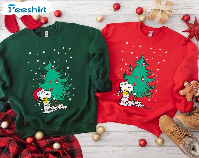 Peanuts Snoopy Holiday Christmas Tree Shirt – Christmas Unisex Hoodie Sweatshirt For Family