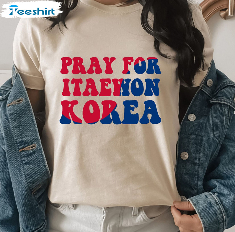 Pray For Itaewon Korea Shirt – Itaewon Condolences Halloween 2022 Short Sleeve Sweater