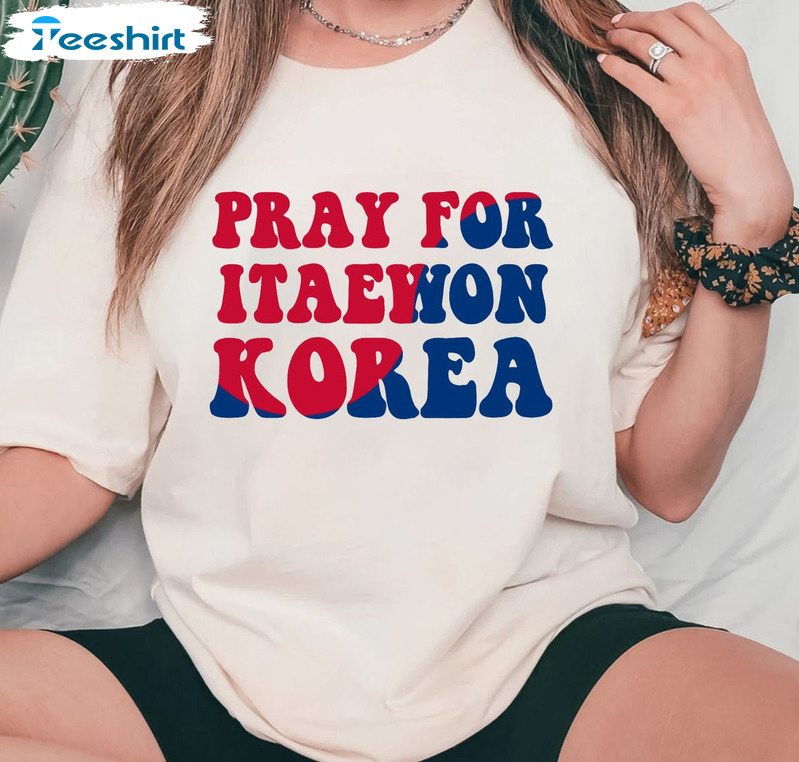 Pray For Itaewon Korea Shirt – Itaewon Condolences Halloween 2022 Short Sleeve Sweater