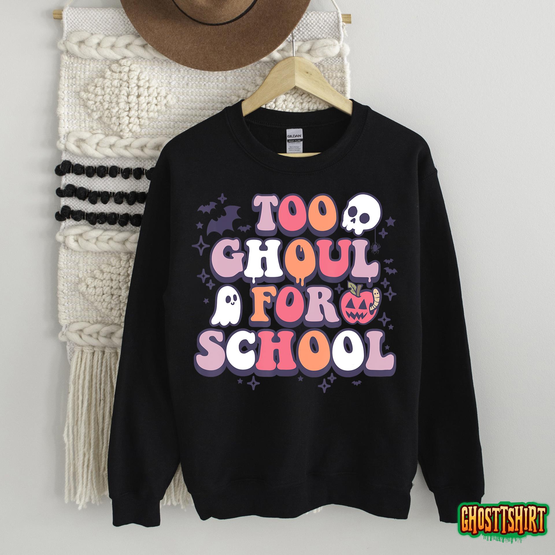 Retro Halloween Teacher Ghouls Groovy School Trick or Teach T-Shirt