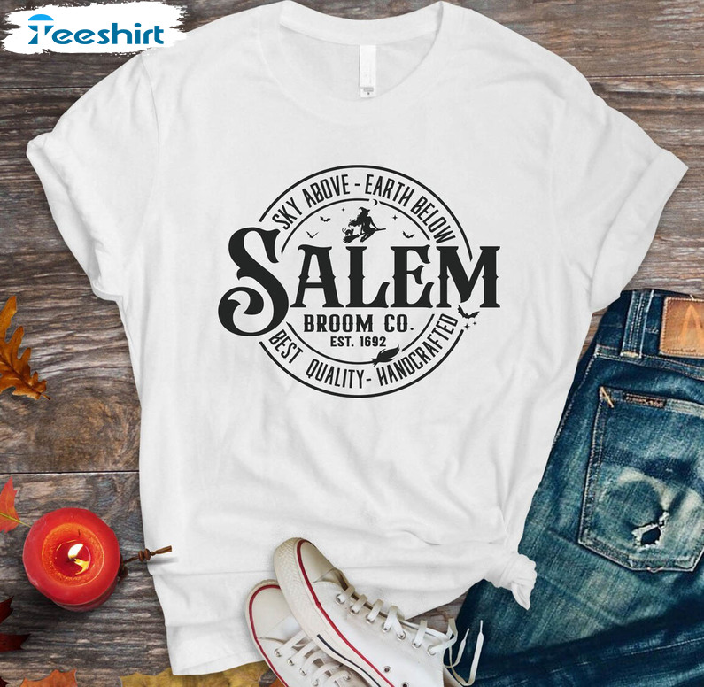 Salem Witch Shirt, Massachusett Halloween Short Sleeve Sweatshirt