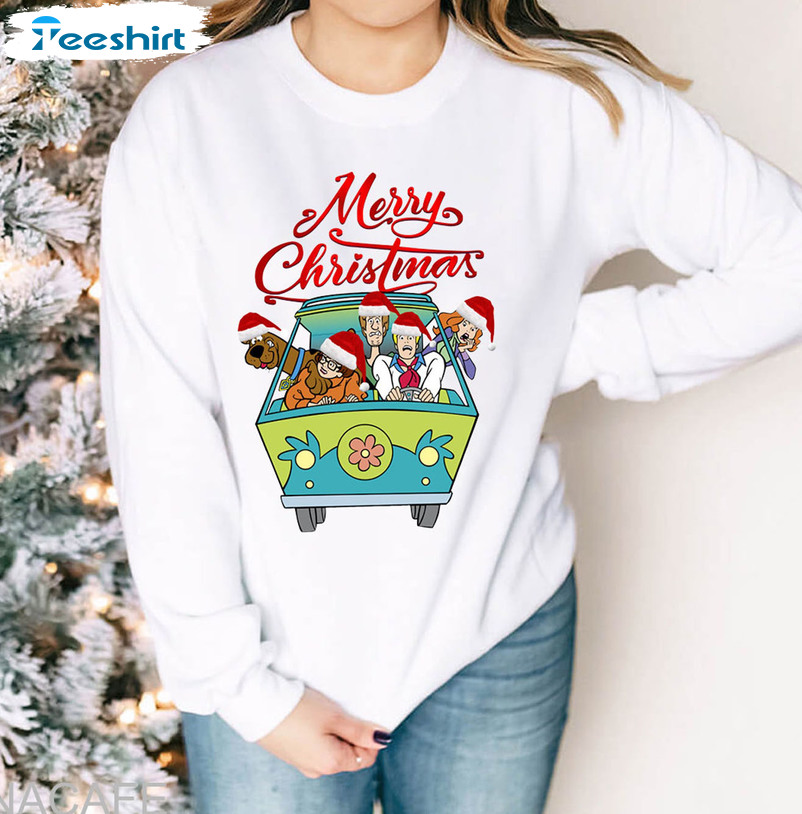 Scooby Doo Merry Christmas Sweatshirt – Trendy Short Sleeve Tee Tops