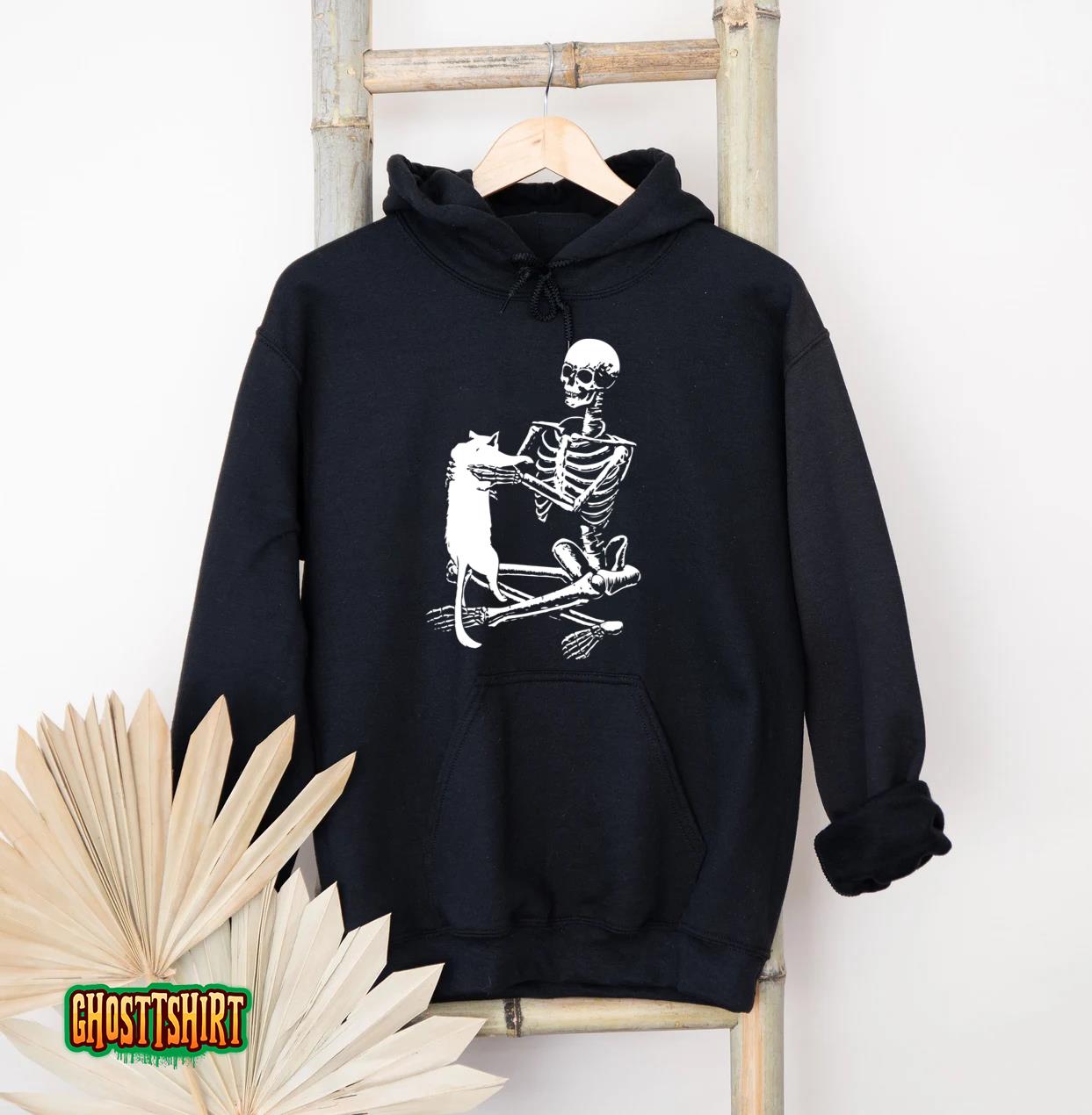 Skeleton Holding A Cat Shirt Lazy Halloween Costume Skull T-Shirt