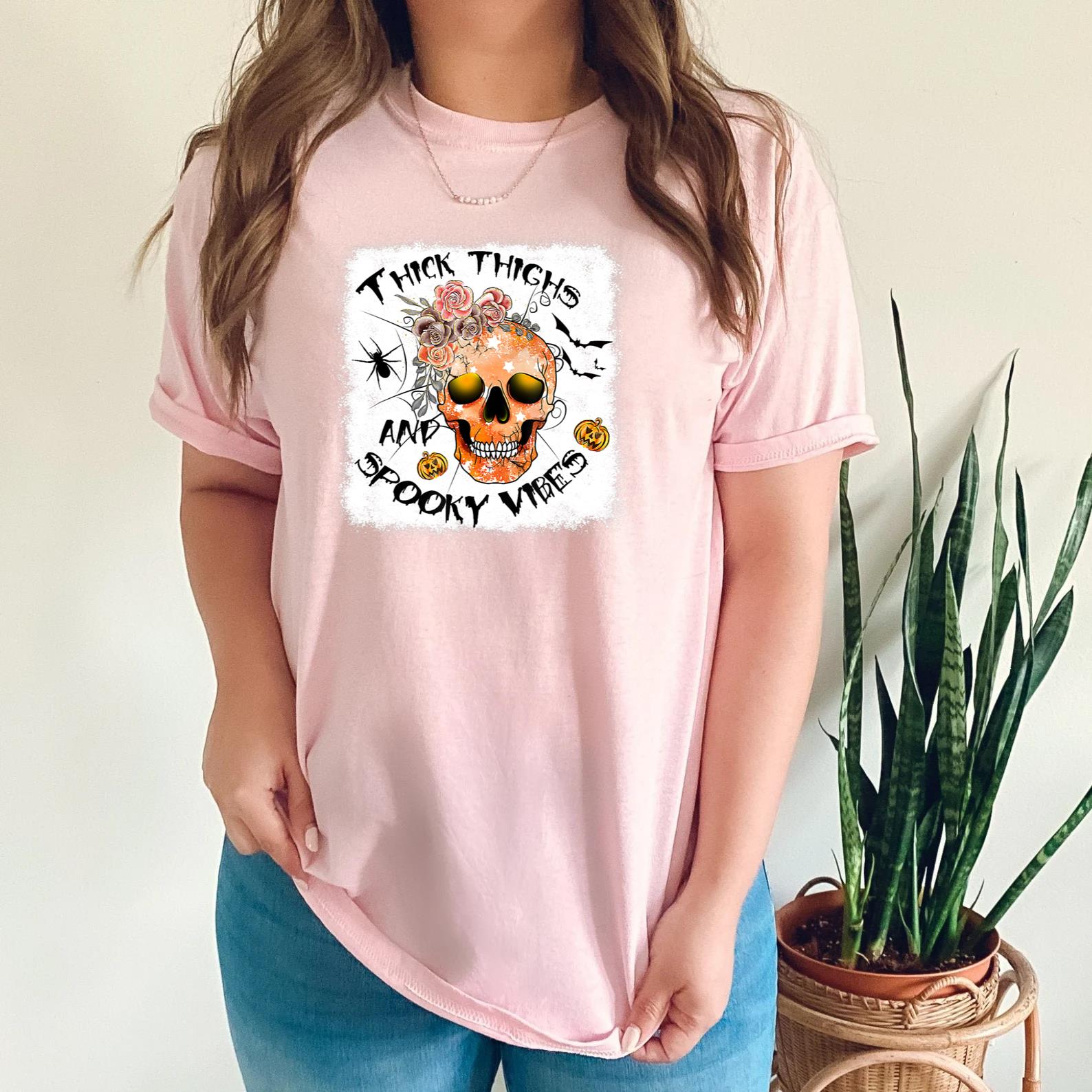 Thick Thighs And Spooky Vibes Pumpkin Women Hallowen Costume T-Shirt