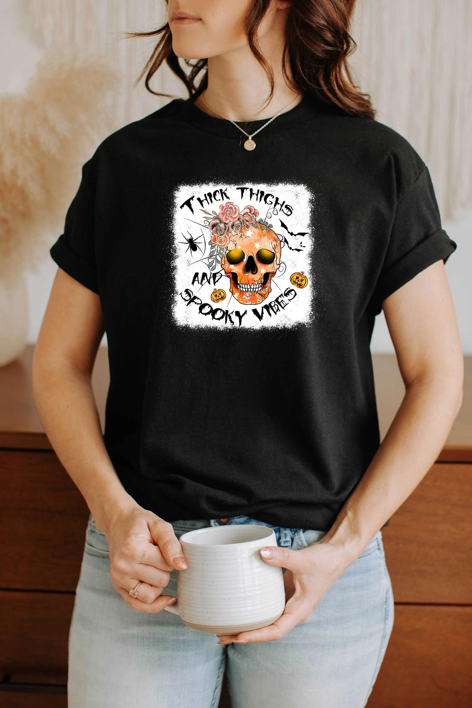 Thick Thighs And Spooky Vibes Pumpkin Women Hallowen Costume T-Shirt