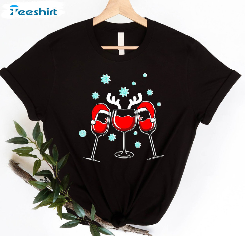 Three Christmas Wine Glasses Shirt – Wine Lover Crewneck Tee Tops