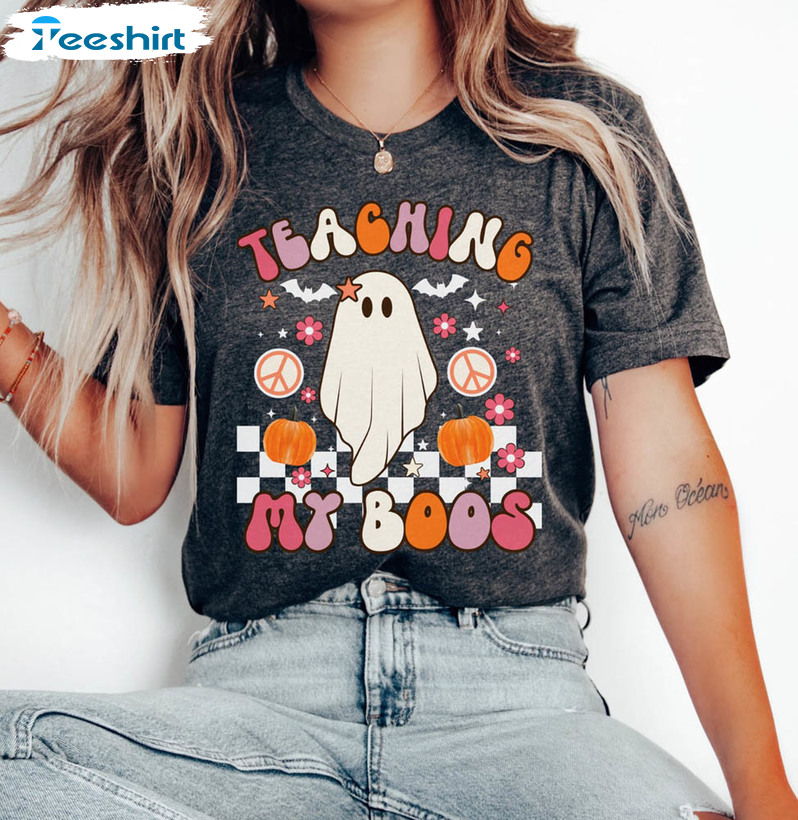 Trendy Teacher Halloween Shirt, Retro Spooky Teacher Sweater Unisex Hoodie