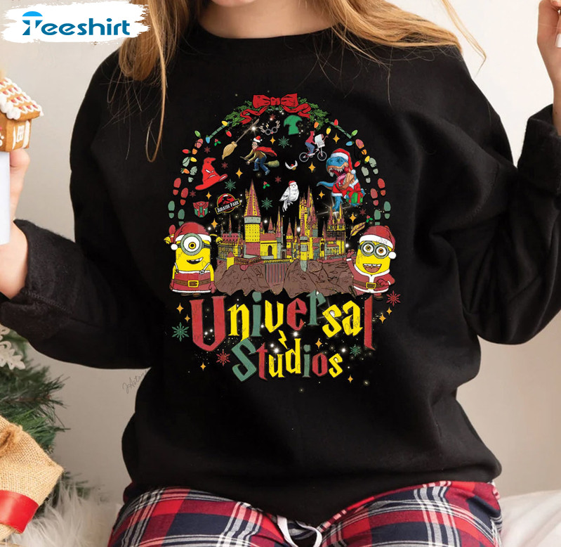 Universal Studios Christmas Vintage Shirt, Sweatshirt Unisex Hoodie