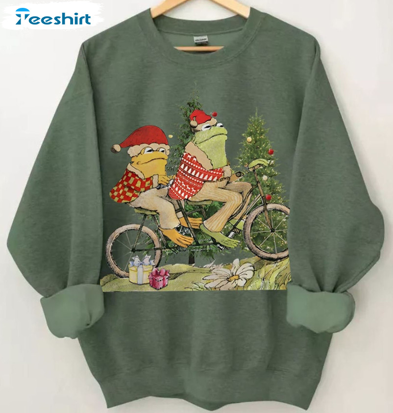 Vintage Christmas Frog And Toad On The Bike Shirt, Retro Unisex Hoodie Long Sleeve