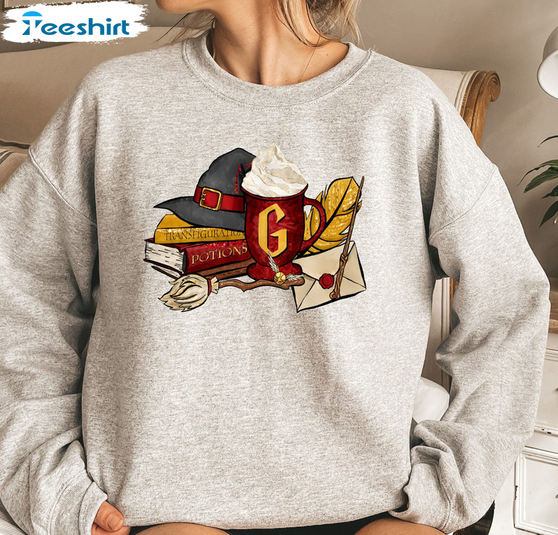 Wizard House Sweatshirt, Christmas Short Sleeve Crewneck