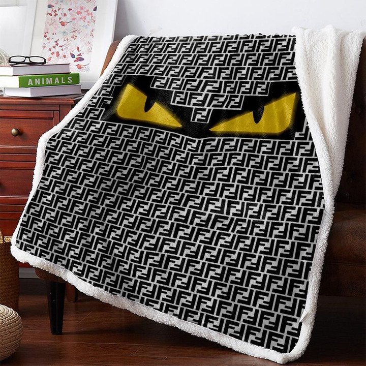 Fendi Limited Editition Fleece Blankets 008