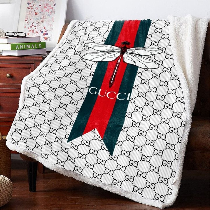 Gucci Dragonfly WhiteLimited Editition Fleece Blankets 011