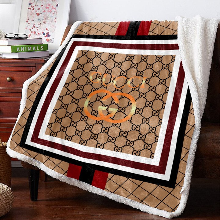 Gucci Golden Luxury Fleece Blanket ES02