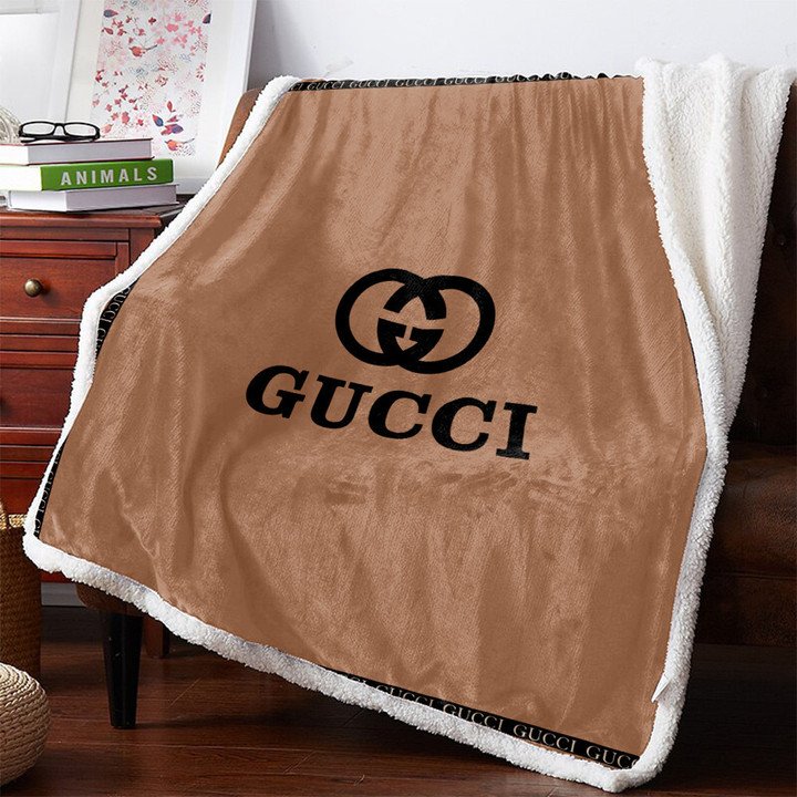 Gucci High-end Brand Fleece Blanket 39